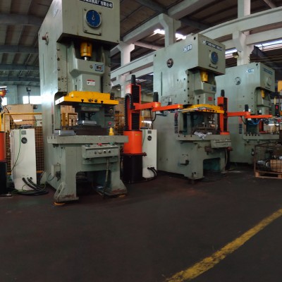 Kitchenware stamping production line